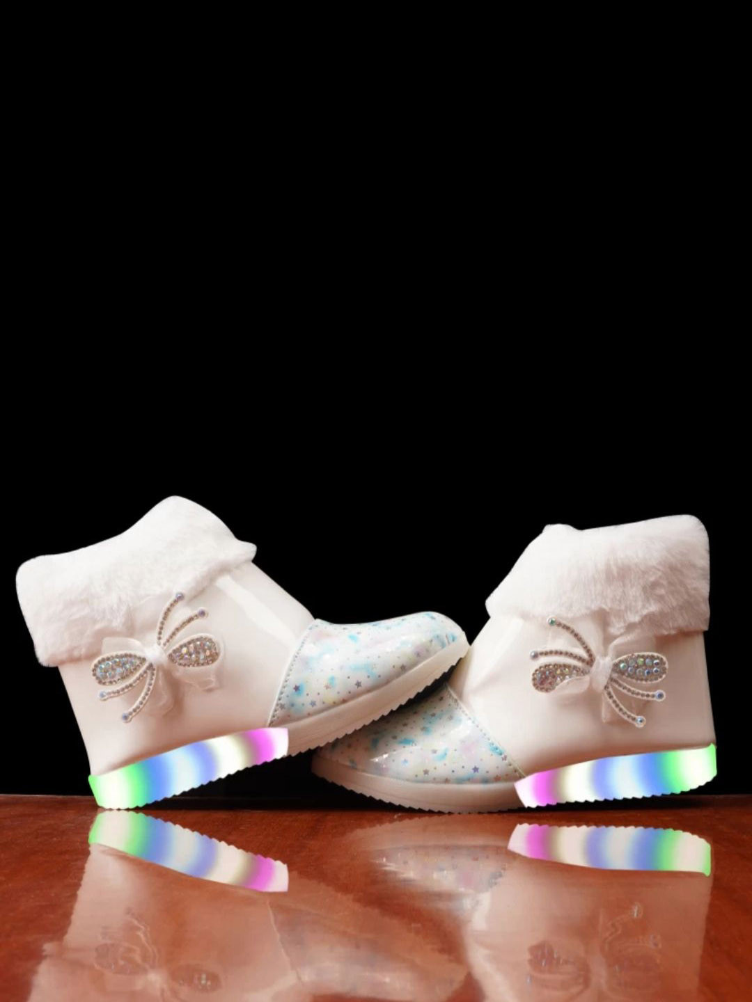 IDEAL COLLECTION Girls Printed Patent Leather LED Slip-On Sneakers