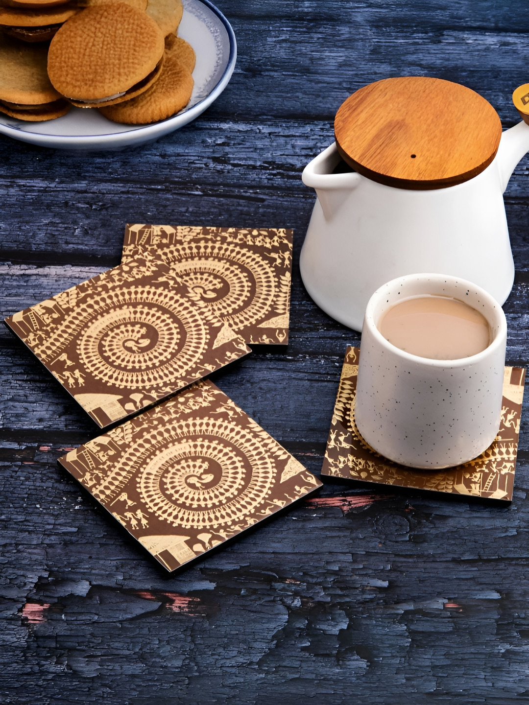 giBOX 4 Pieces Brown Gold-Plated Geometric Printed Square Glossy Finish Wooden Coasters