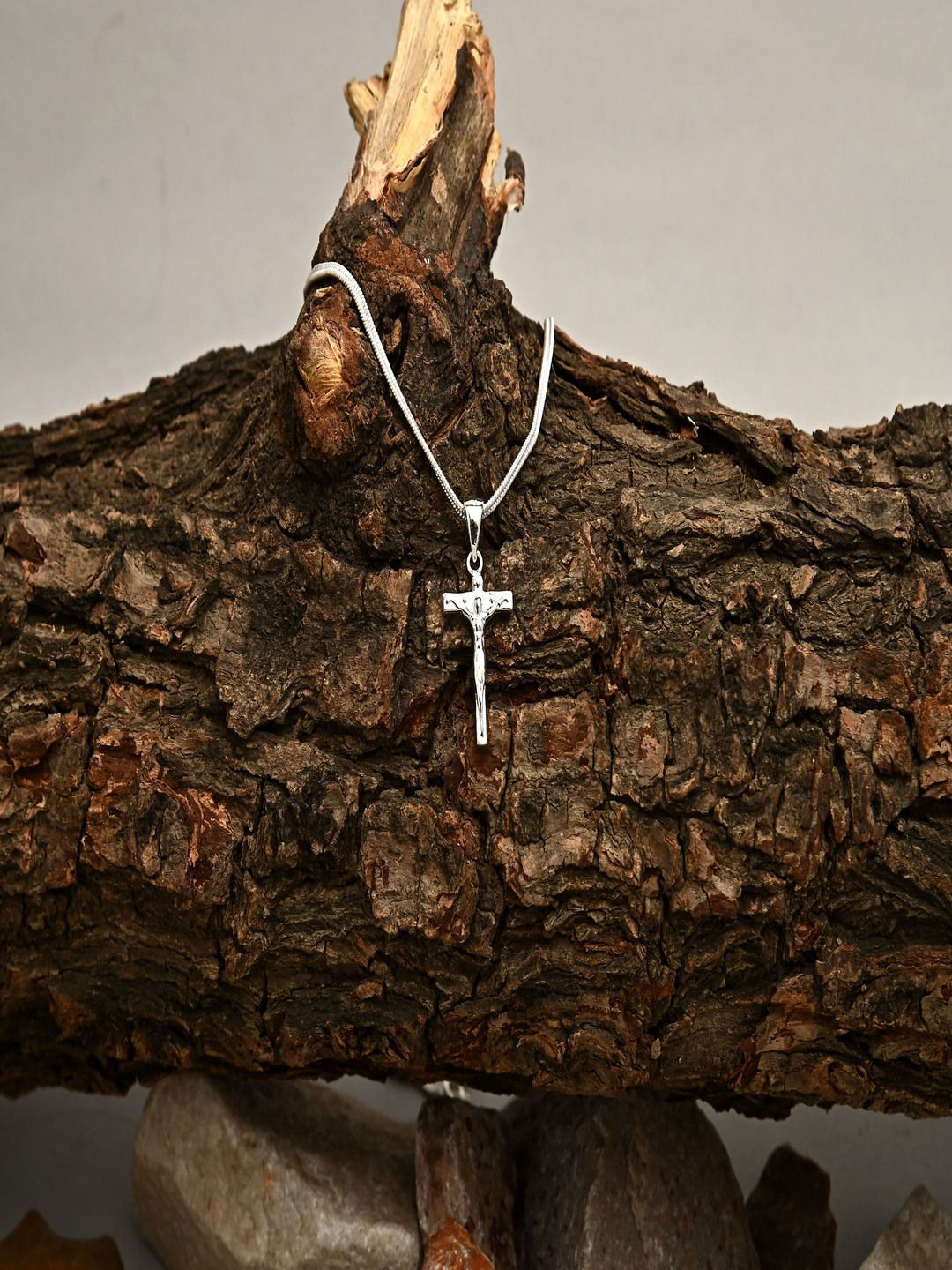 Paavni Unisex 925 Sterling Silver Holy Cross Pendants