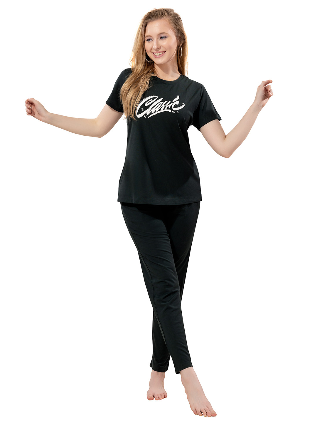 TITTLI Women Printed Top With Pyjamas Night Suit