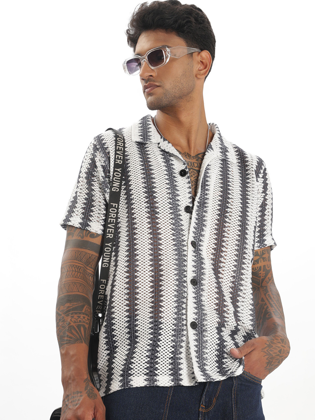 FABRIPPLE Men Modern Relaxed Fit Cuban Collar Chevron Striped Casual Shirt