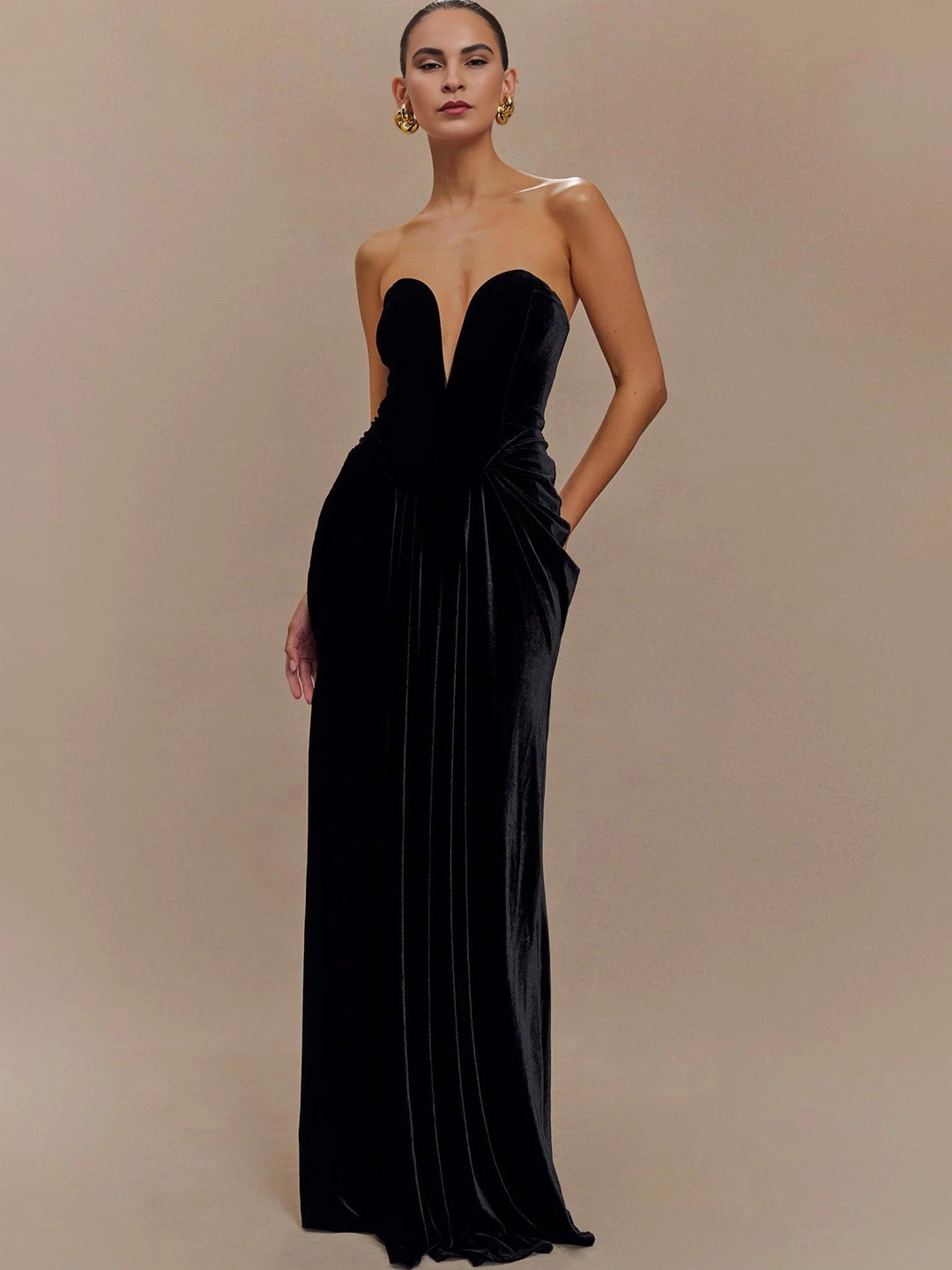 Bee Boe Women Velvet Elegance Plunge Black Gown