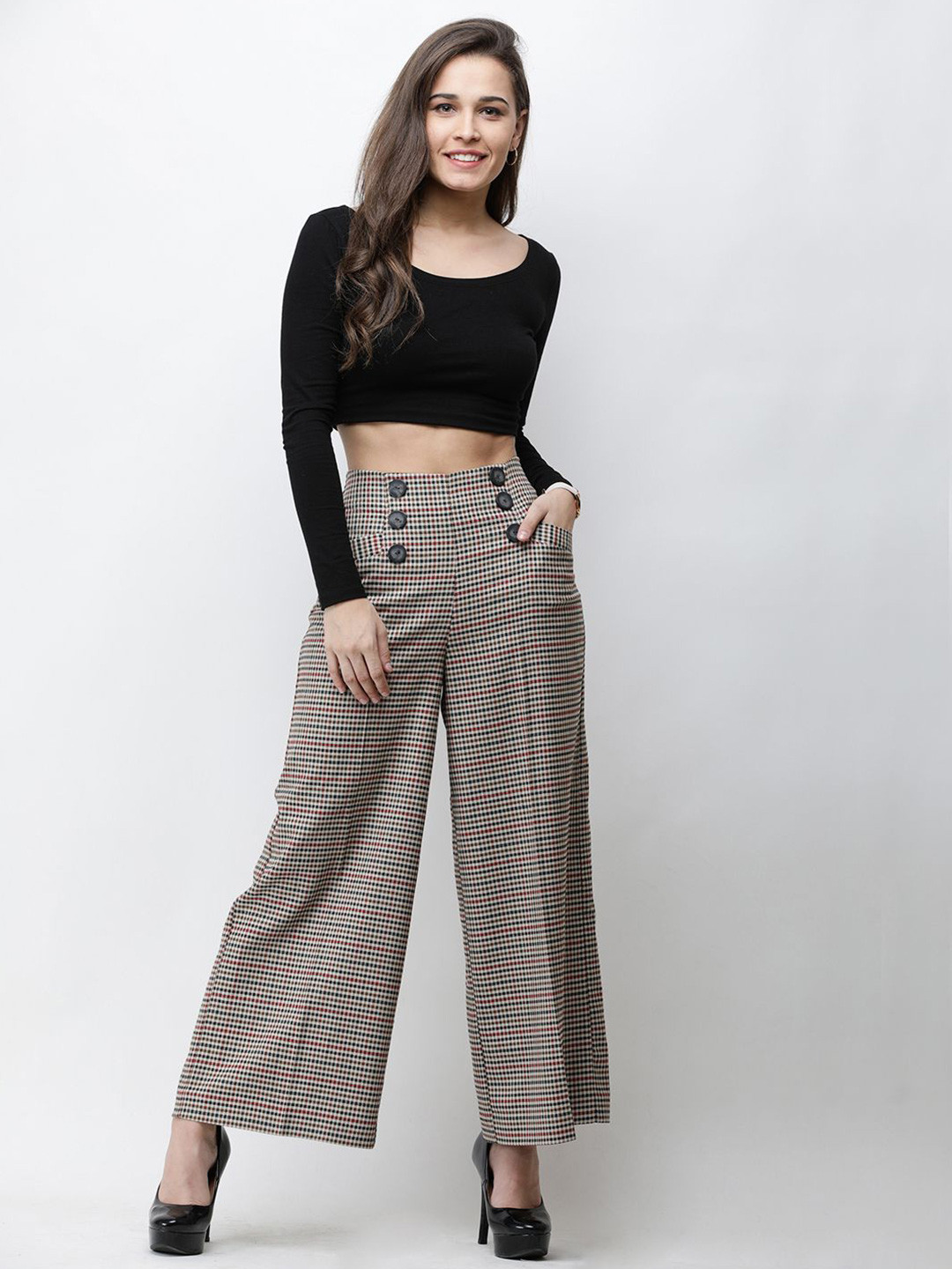 Moda Rapido Scoop Neck Cotton Crop Top