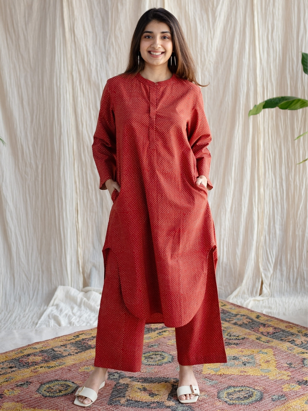 THE INDIAN ETHNIC CO Red Mandarin Collar A-Line Ajrakh Cotton Tunic & Palazzos Co-Ord Set