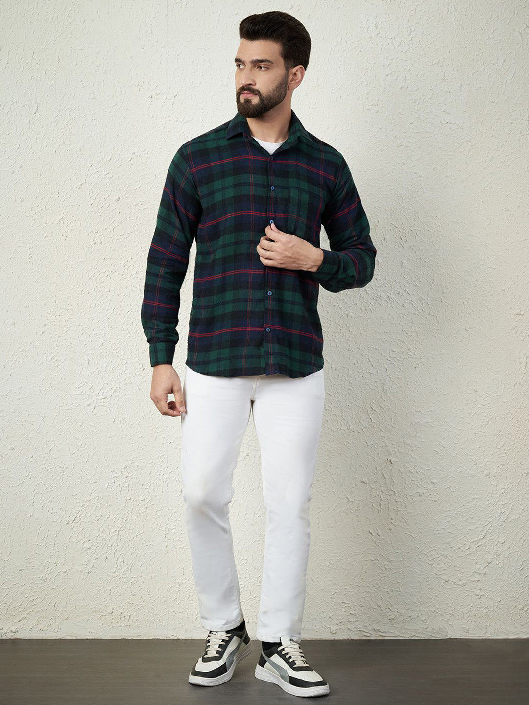 Bigreams Men Regural Fit Tartan Checkered Flannel Shirt With Patch Pocket