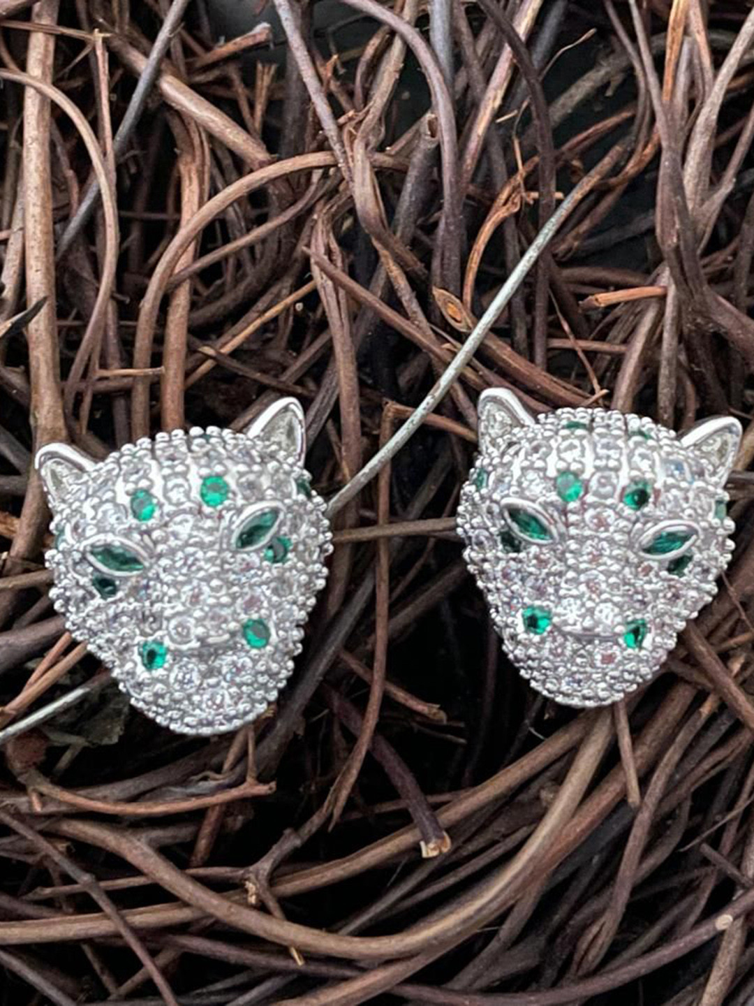 MONI LIFESTYLE American Diamond Studded Animal Shaped Studs