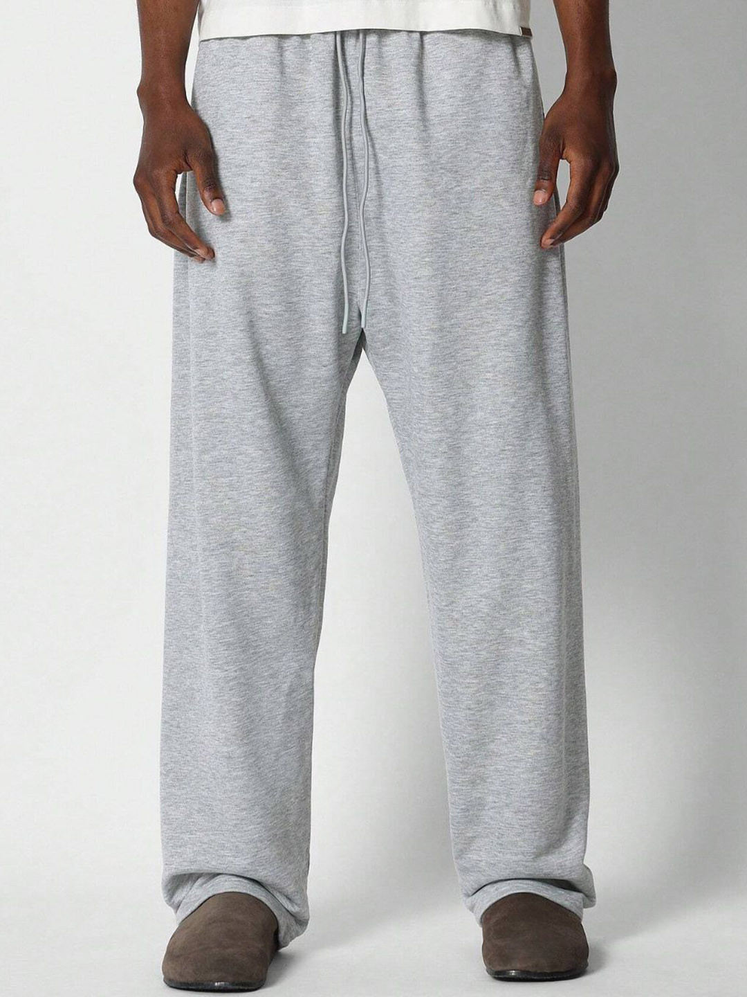 FLYNOFF Men Relaxed Loose Fit Easy Wash Trousers