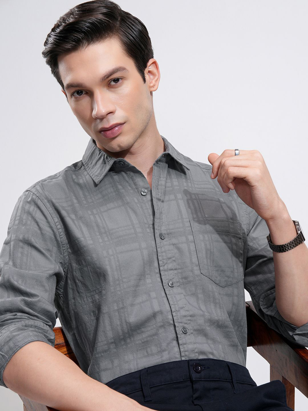 HIGHLANDER Men Dobby Texu Checked Casual Slim Fit Shirt