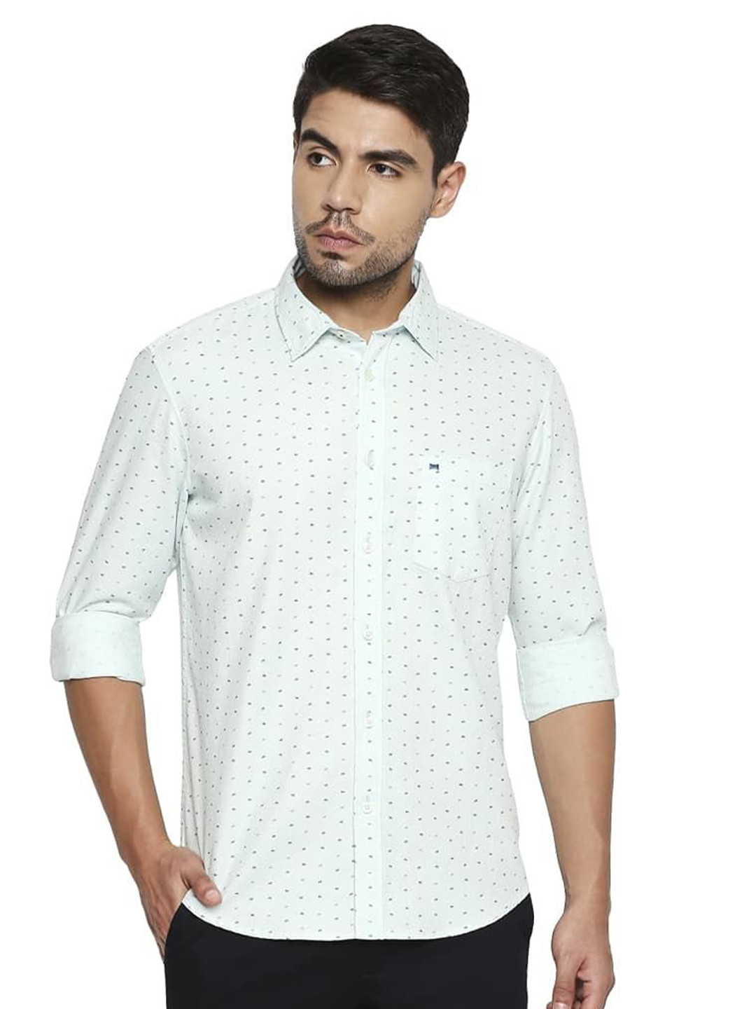 Basics Men Relaxed Slim Fit Spread Collar Micro Ditsy Printed Cotton Casual Shirt