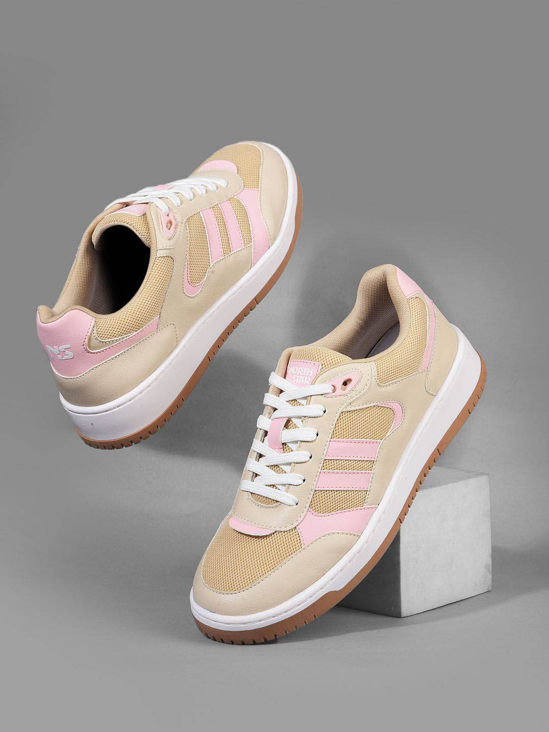 North Star Women Lace-Ups Sneakers