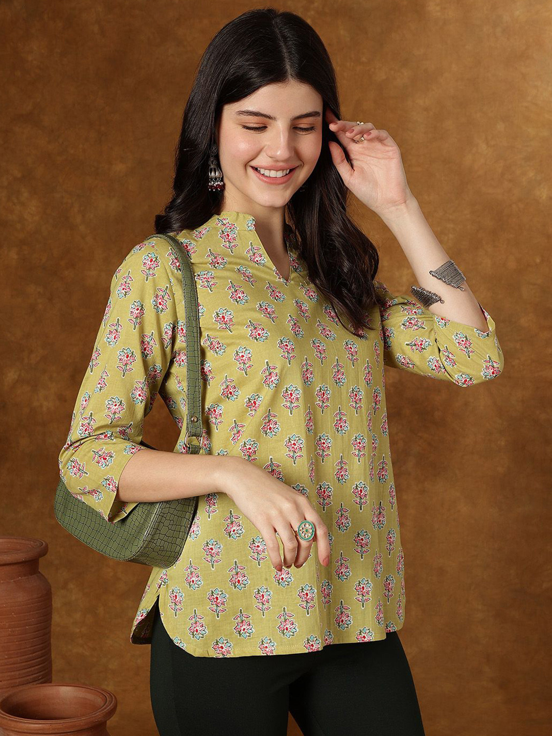 JANAKDULARI CREATION Women Floral Printed Mandarin Collar Cotton Top