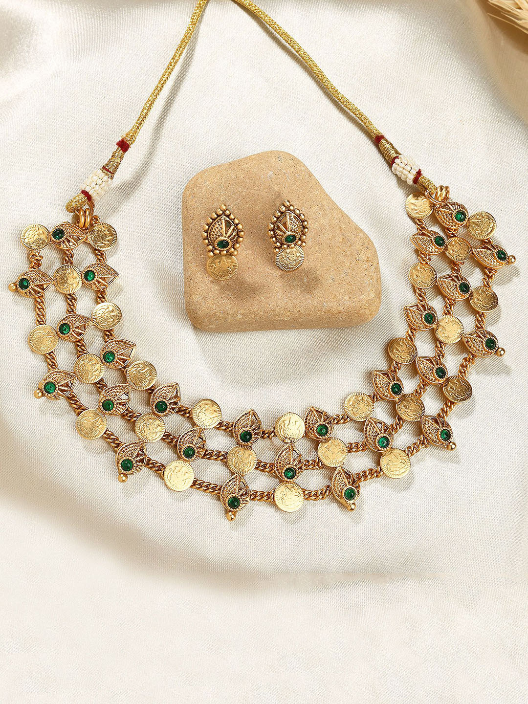 KARATCART Gold Plated Stone Studded Laxmi Mata Coin & Shell Design Necklace and Earrings