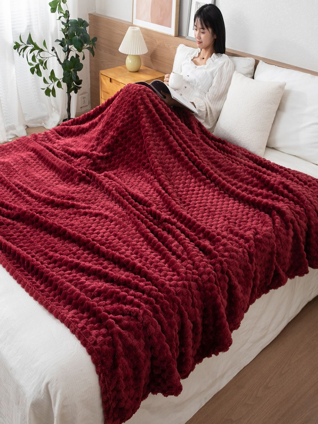 HOKIPO Maroon Fleece AC Room 210 GSM Double Bed Blanket