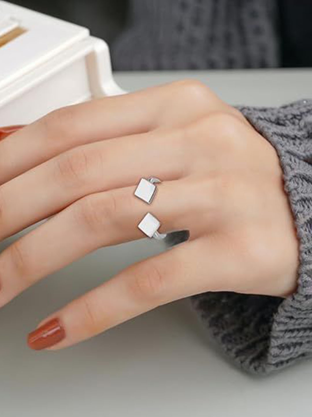 ISHI New York 925 Sterling Silver Serpent Ring