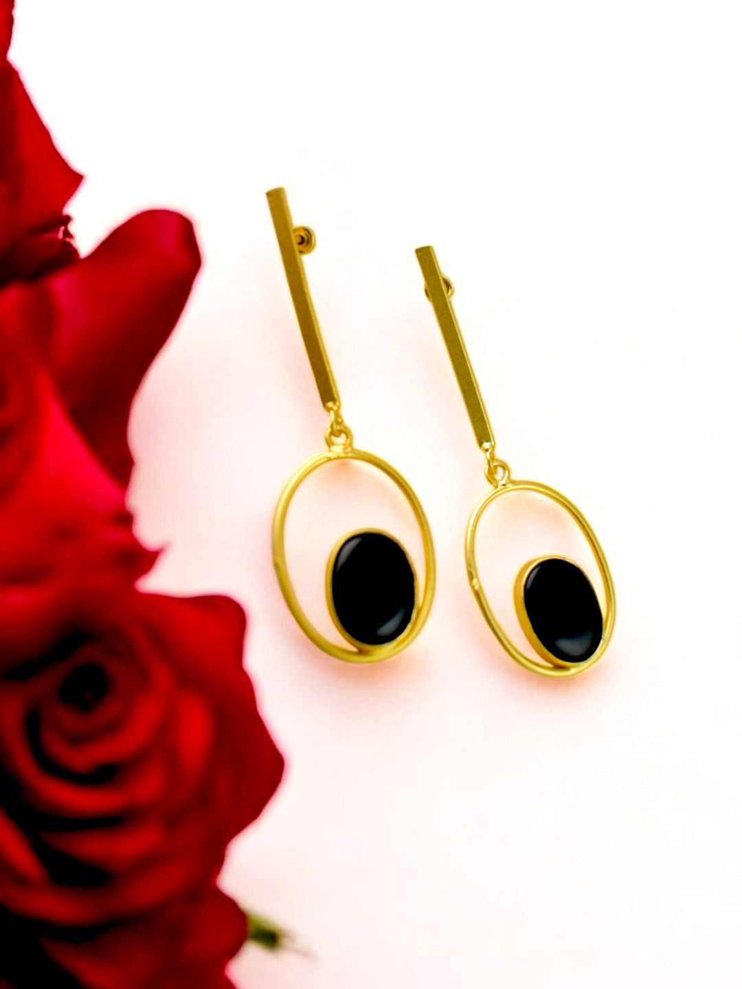 TISHUL JEWELS Gold-Plated Artificial Stone Studded Oval Drop Earrings