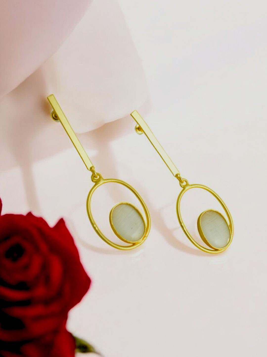 TISHUL JEWELS Gold-Plated Artificial Stone Studded Oval Drop Earrings
