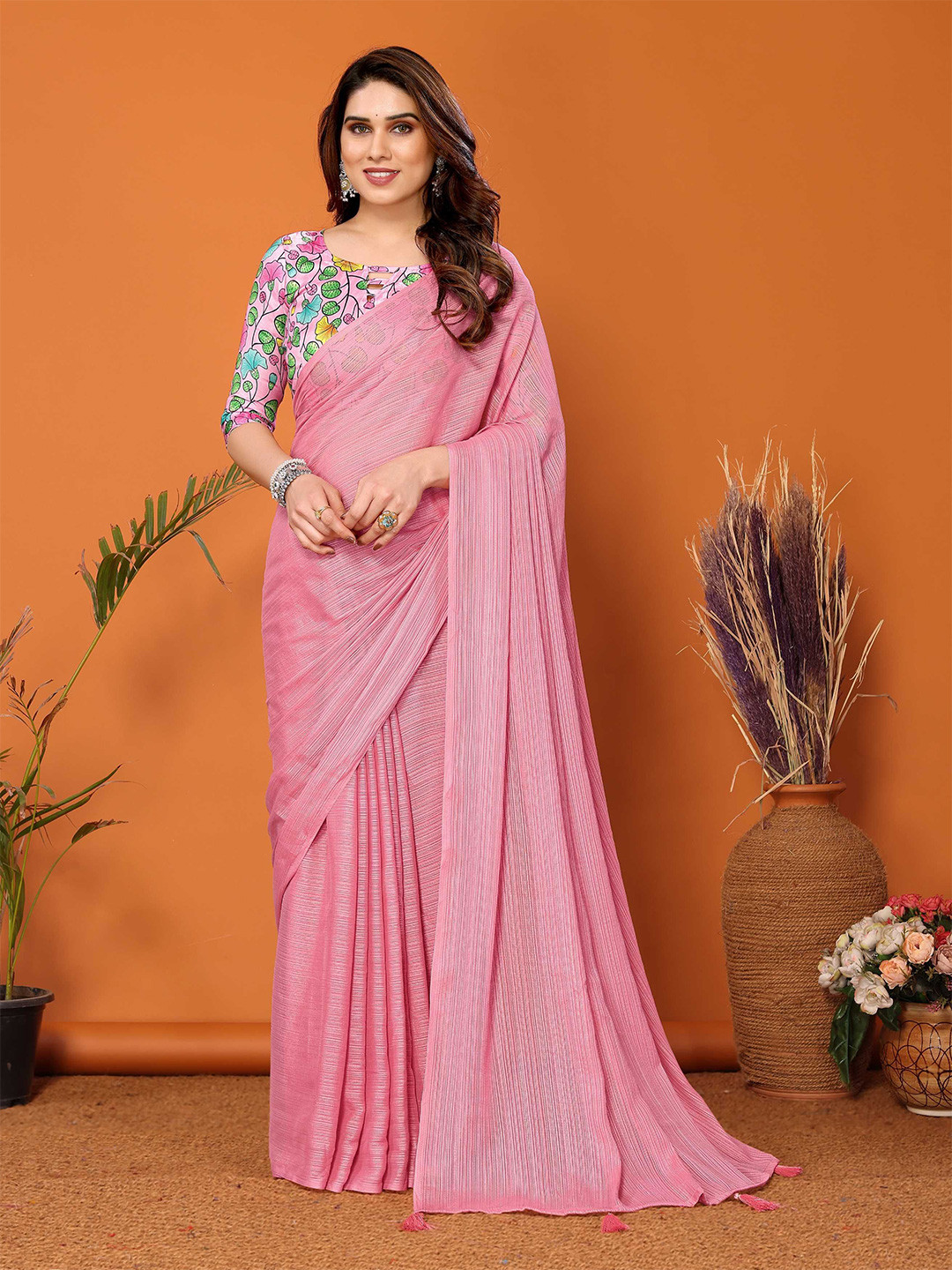 DIVASTRI Saree With Unstitched Blouse Piece