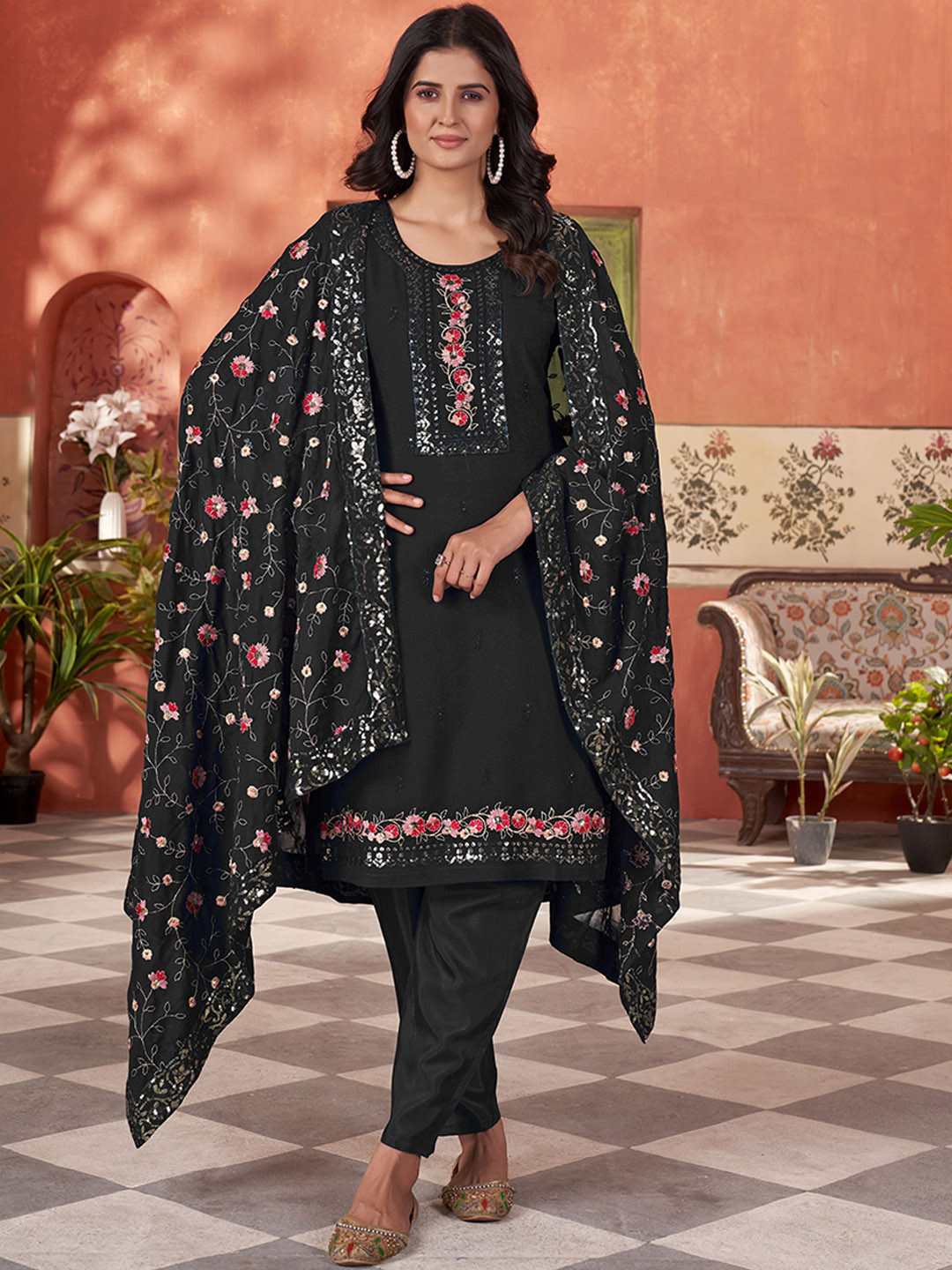 VARNI FABRICS Floral Embroidered Straight Thread Work Kurta With Trousers And Dupatta