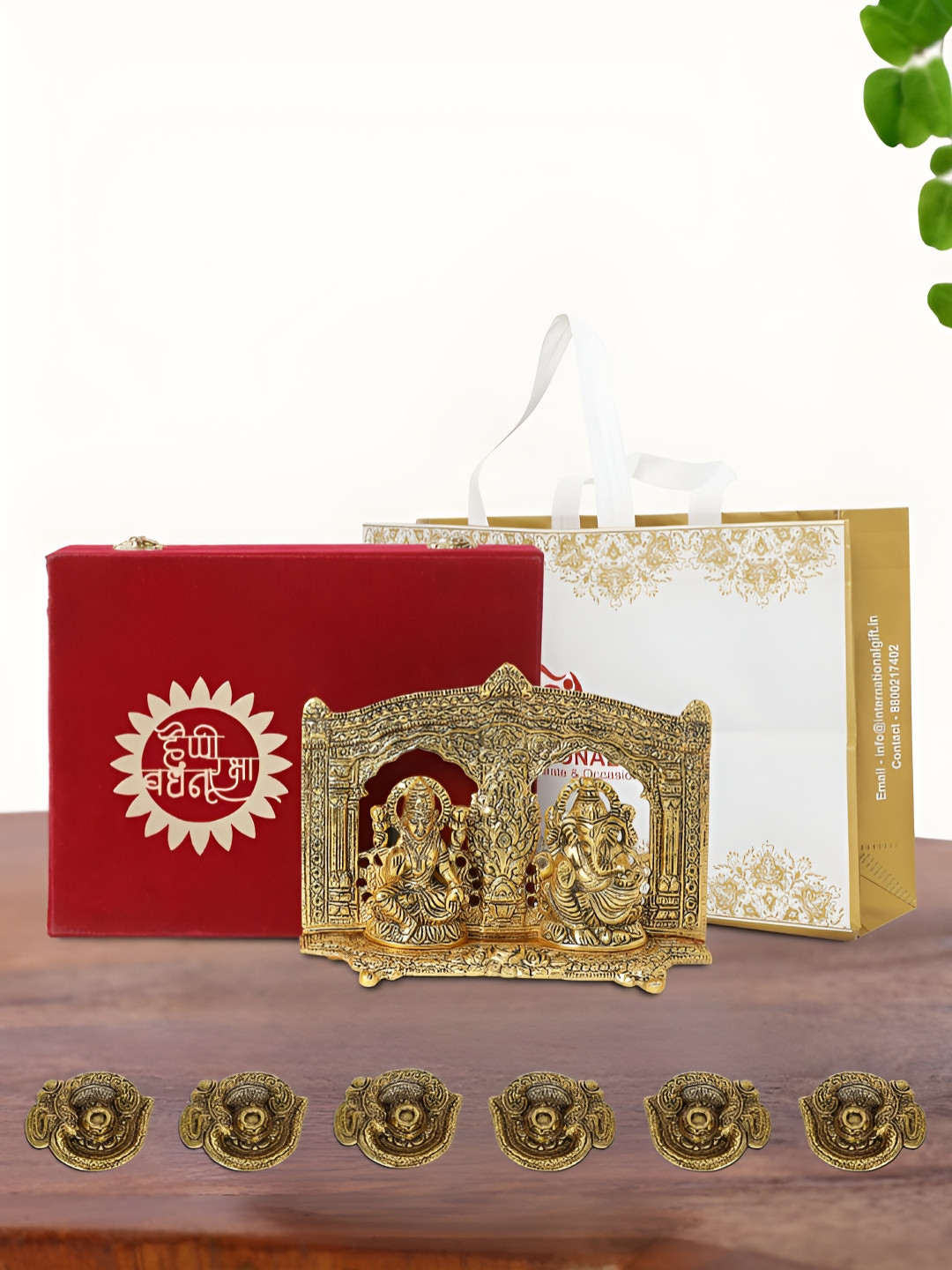 INTERNATIONAL GIFT Laxmi Ganesh Idol with 6 Diya, Velvet Box and Carry Bag Gold Metal Metallic Home Office Medium Showpiece - 2.2 Inches