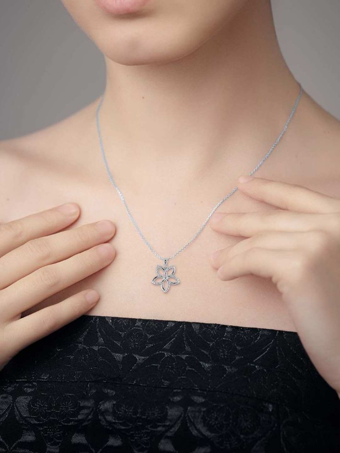 Emori Floral Flourish Lab Diamond in 14KT Gold Pendant