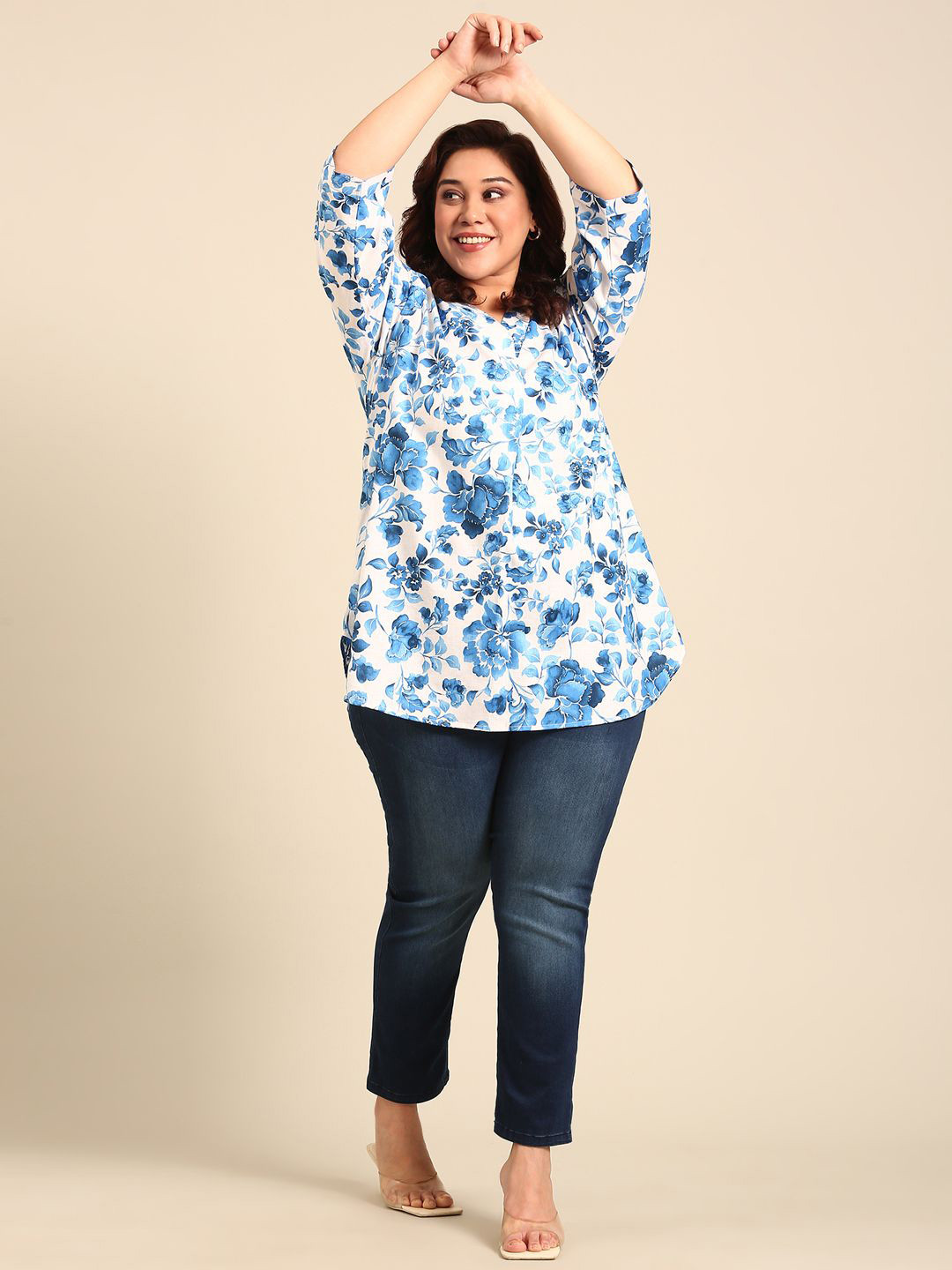 The Pink Moon Blue Floral Printed V-neck Tunic