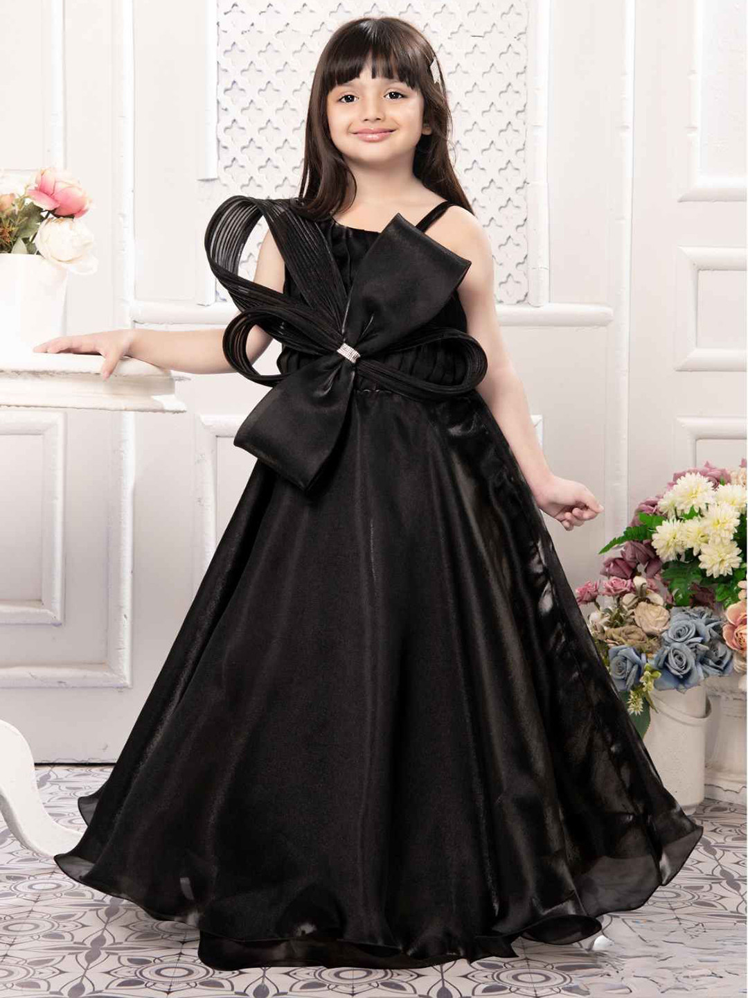 Lagorii Girls Bow Embellished With Stone Work Gown