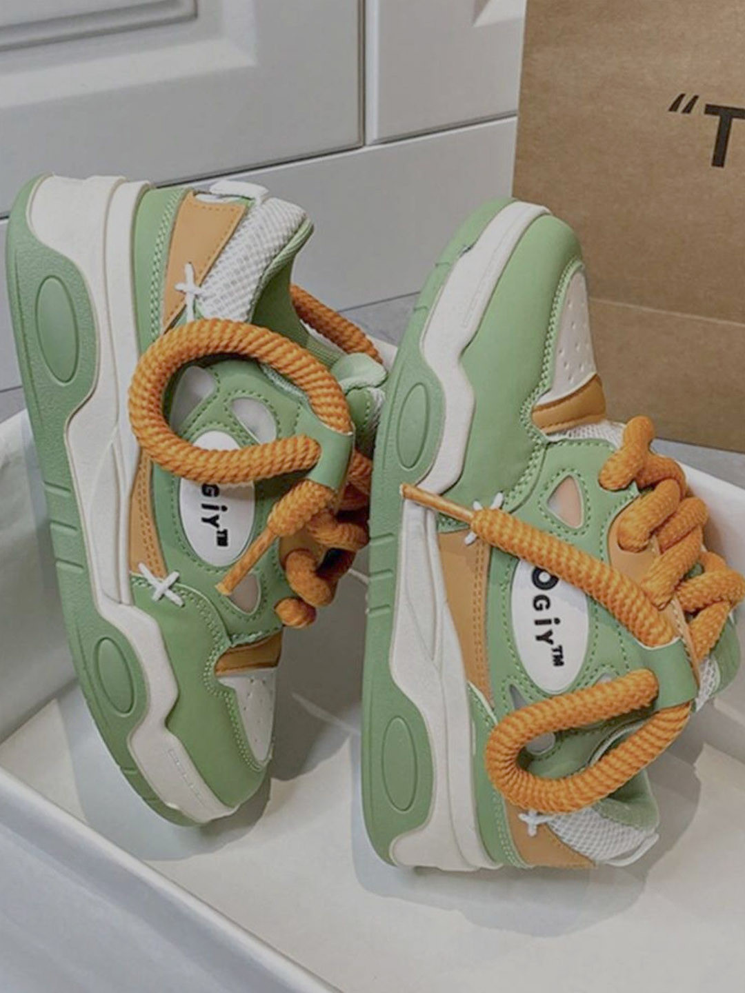 Peelu Women OGY Colourblocked Sneakers