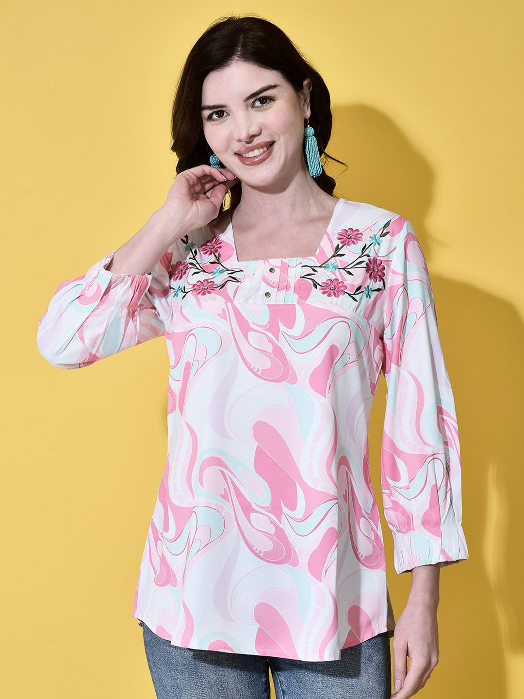 FUTURO Women Abstract Printed Square Neck Satin Top