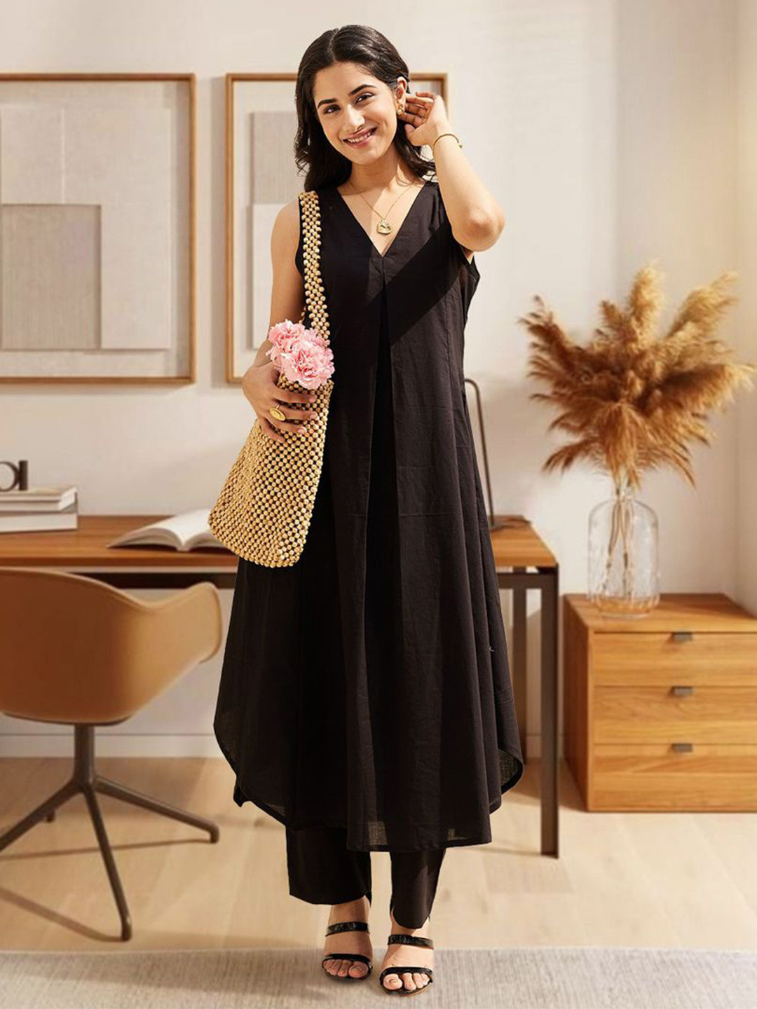 Ambraee Black V-Neck Pure Cotton Kurta with Trousers Set