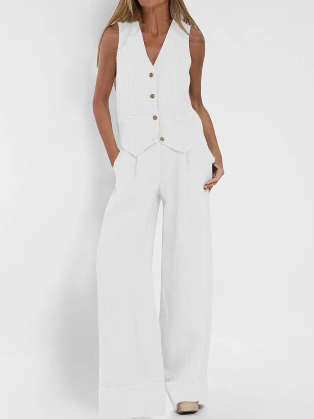 Miss Mosa By Akanksha  White Laiden Statement Linen Vest Suit With Pants