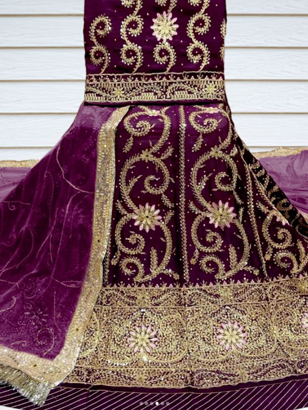 MADHUR HAND WORK ART Embroidered Sequinned Unstitched Lehenga & Blouse With Dupatta