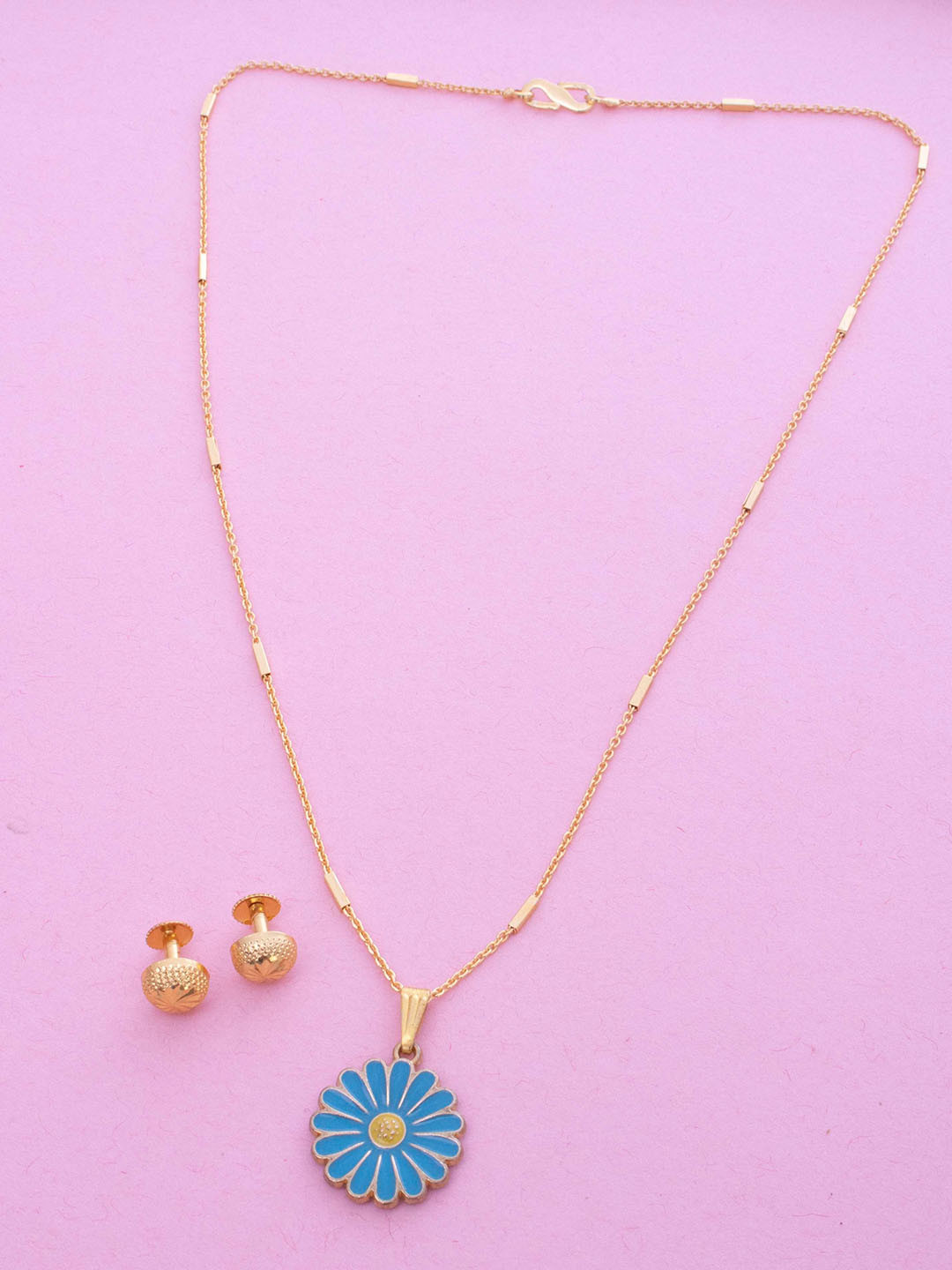 Ramdev Art Fashion Jwellery Gold-Plated Flower Shaped Pendant Jewellery Set