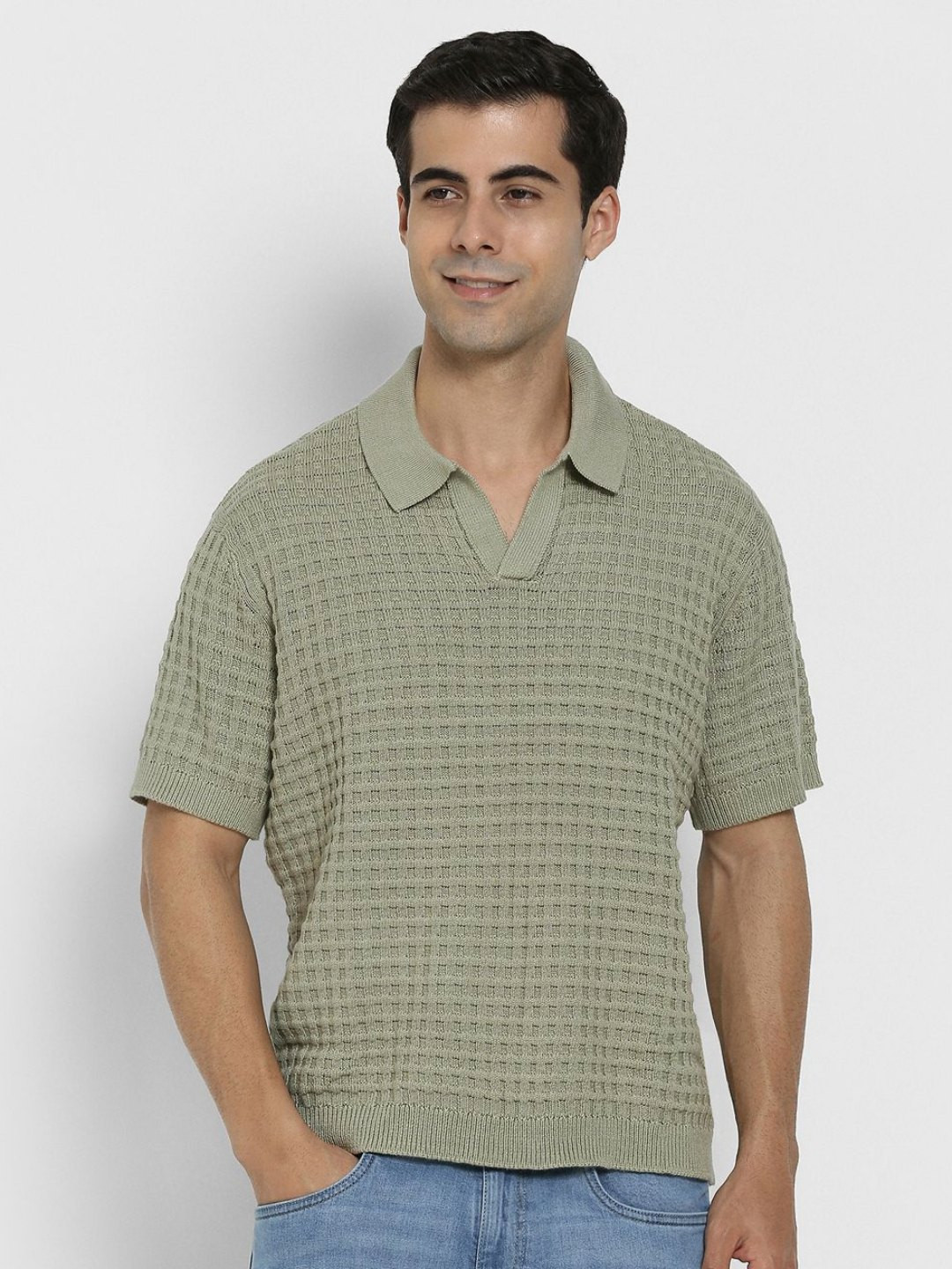 AMERICAN EAGLE OUTFITTERS Men Self Design Polo Collar Cotton T-shirt