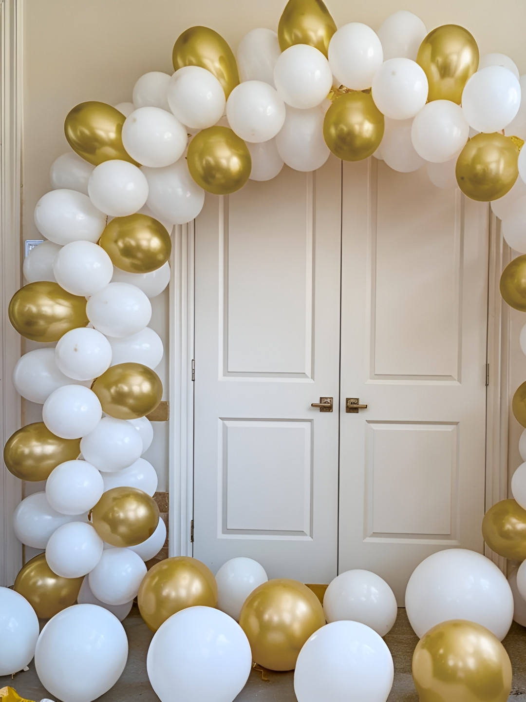 Special You 52 Pcs White Textured Baby Shower Decorations