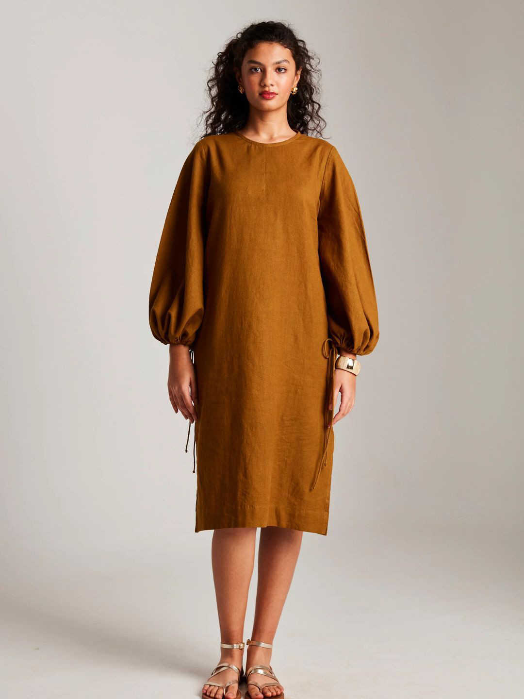 Saphed Women Balloon Sleeve Shift Dress