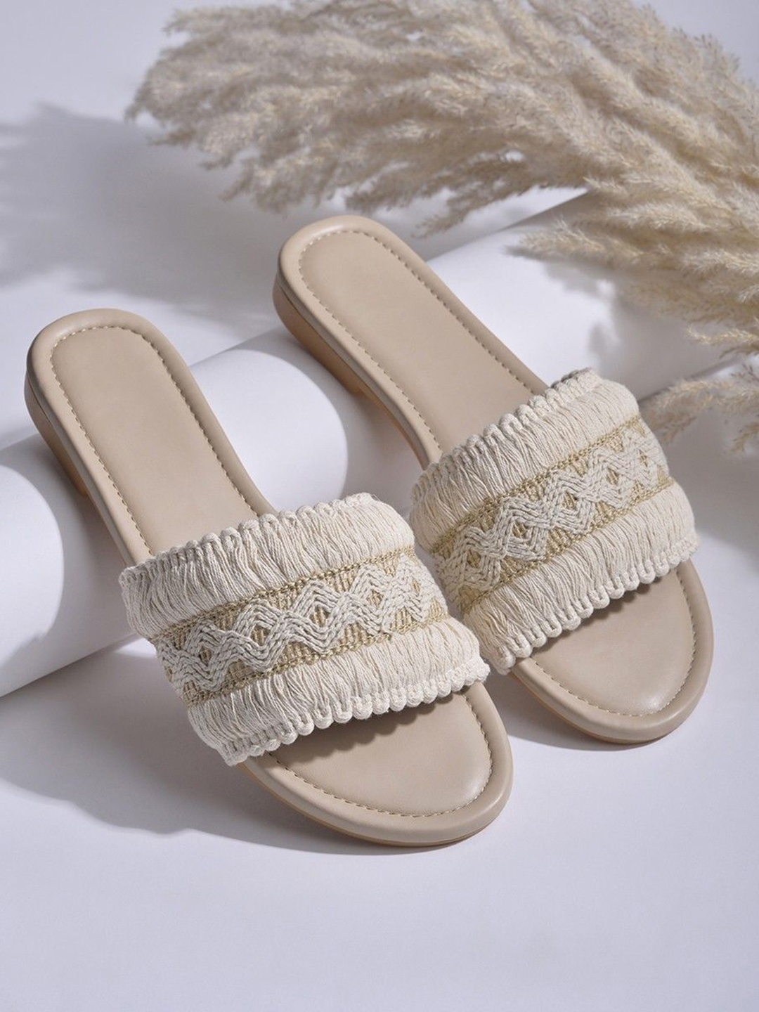 Street Style Store Women Woven Design Open Toe Flats - Flats for Women 32644136 | Myntra