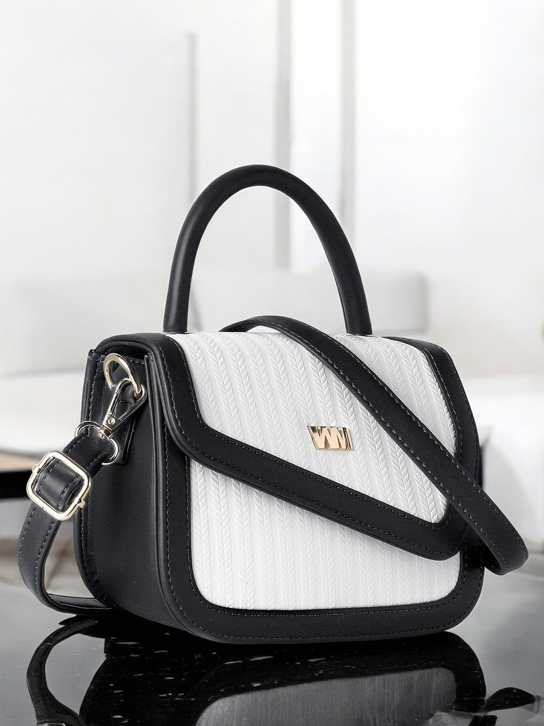 WOMEN MARKS Women Colourblocked Water Resistance Structured Satchel Bag