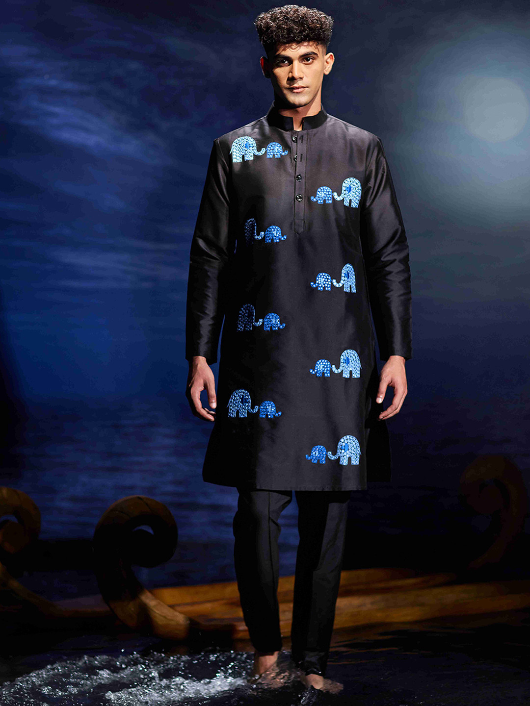 Eleven Brothers Animal Embroidered Mirror Work Straight Kurta With Trousers