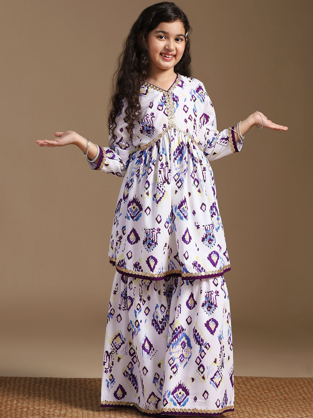 Sangria Girls White Ethnic Motifs Printed Empire V-Neck Anarkali Kurta With Sharara