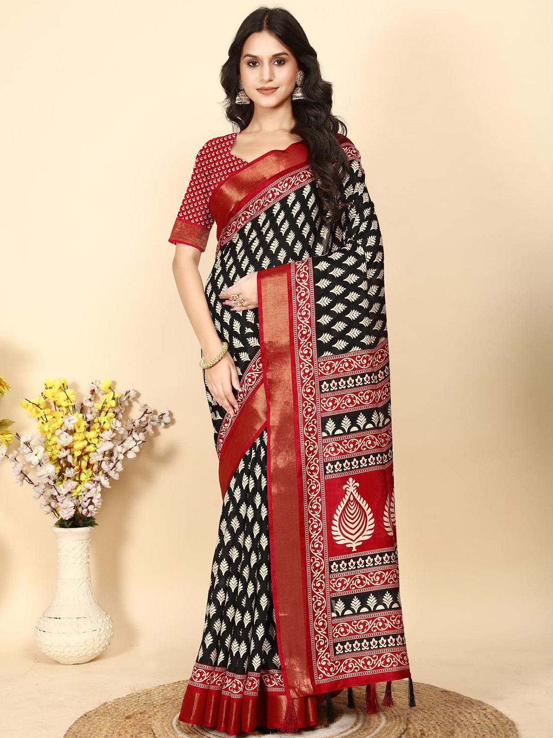 J 6 DESIGNER Ajrak Block Art Silk Block Print Saree