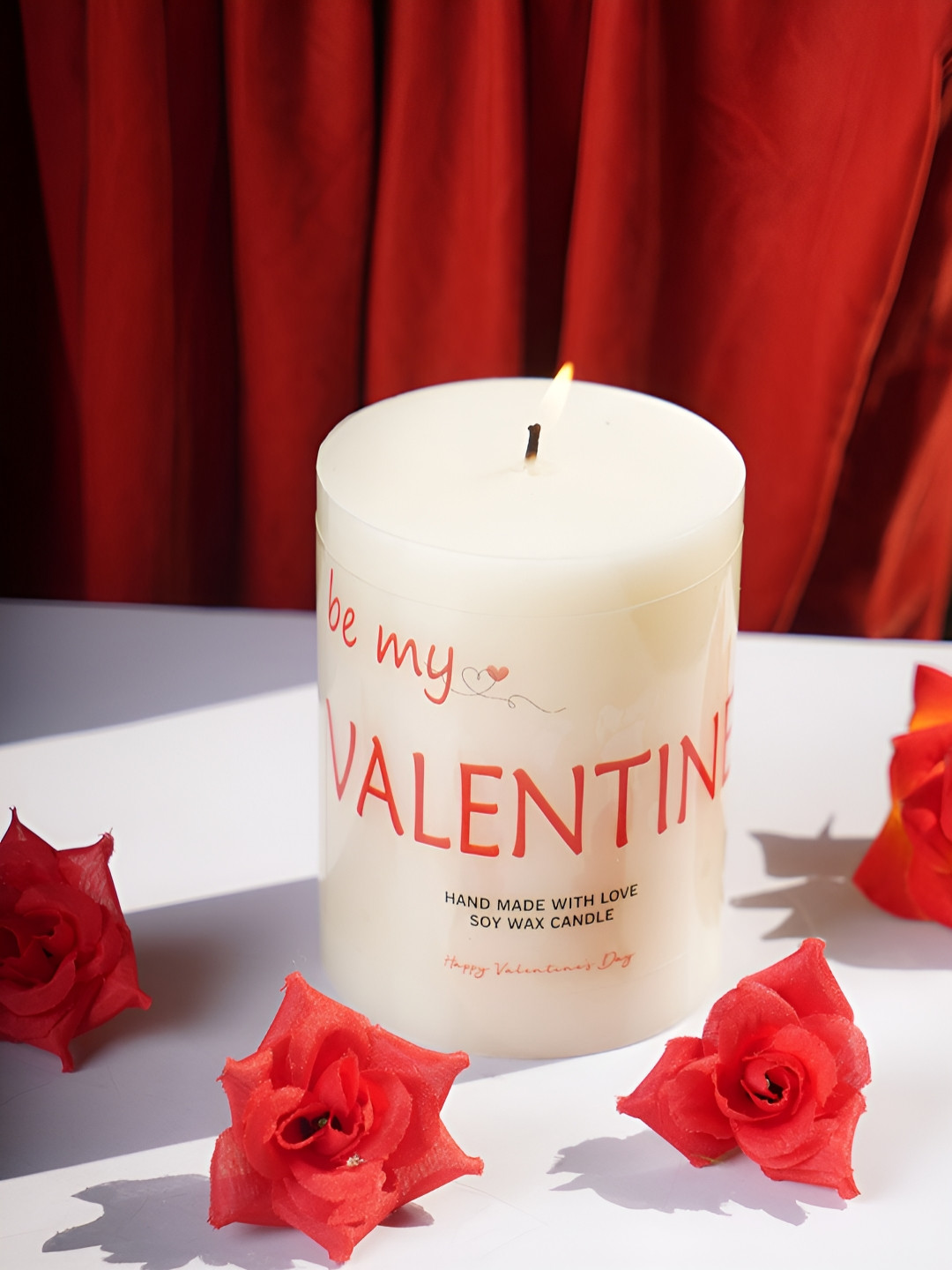 Aura Valentine Day Scented 1 Wick Oud Conversational Geometric Regular Pillar Candles