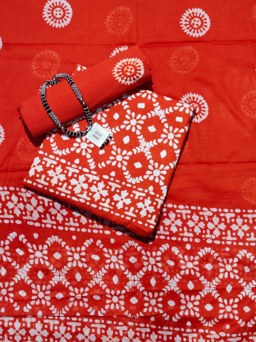 Farooq Dyeing Batik Printed Pure Cotton Unstitched Dress Material