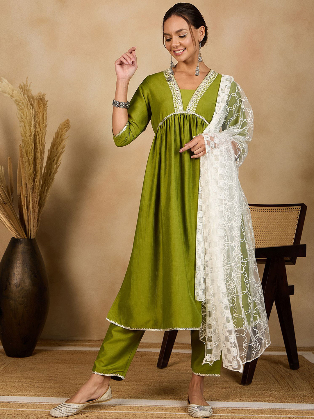 WineRed Ethnic Motifs Embroidered Pleated Thread Work Naira Cut Kurta Set