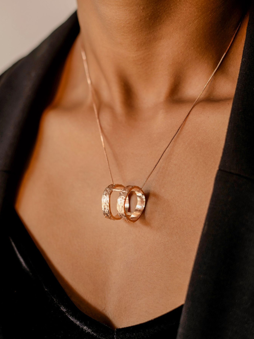 House of Pehr Rose Gold Plated Hammered Ring Design Cora Pendant Necklace