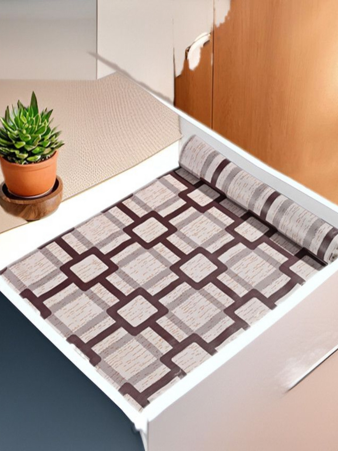 REVEXO Beige & Brown Geomeric Printed Water-Resistant PVC Shelf Liner