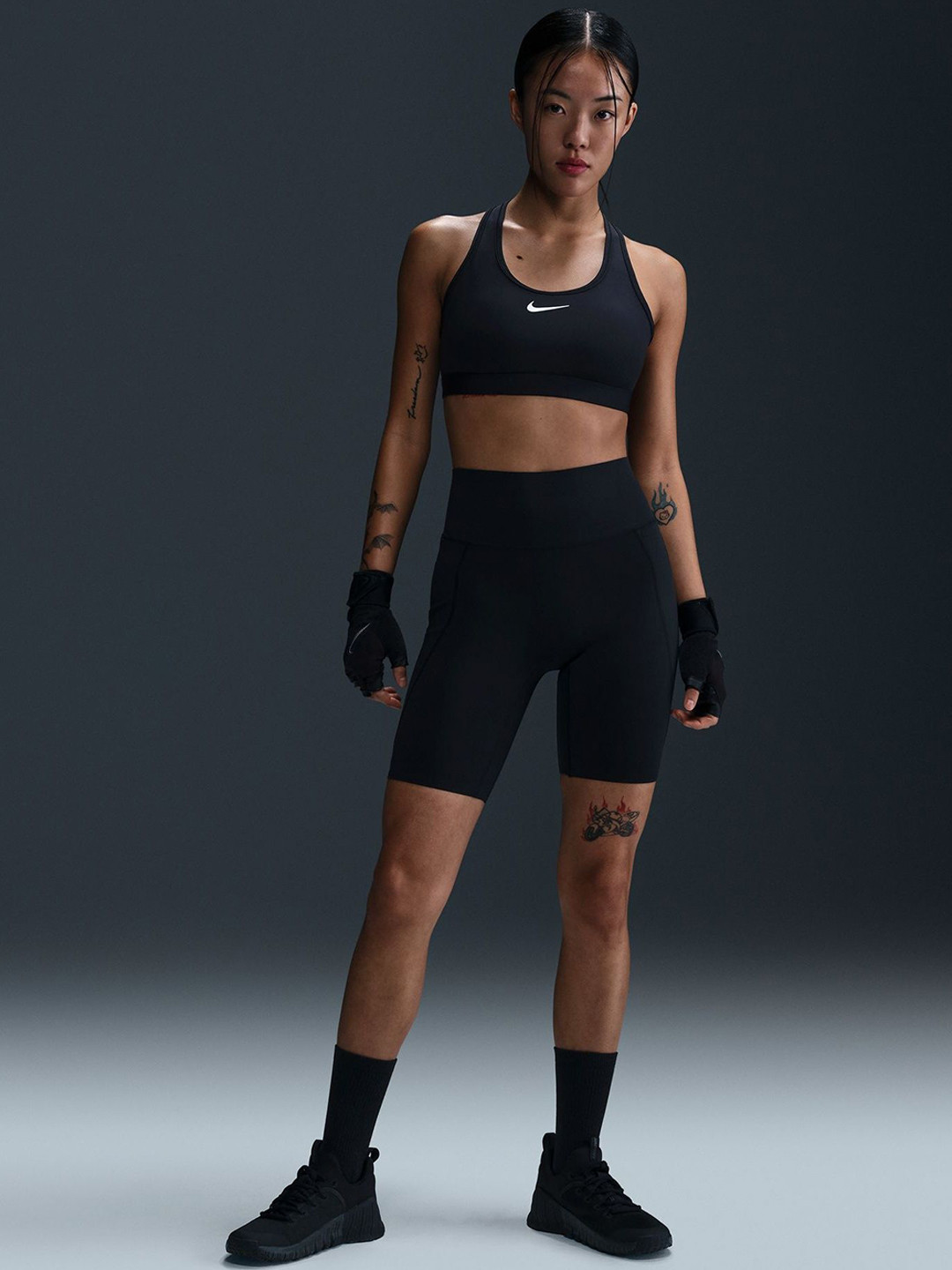 Nike Universa Women's Medium-Support High-Waisted 20cm (approx.) Biker Shorts with Pockets