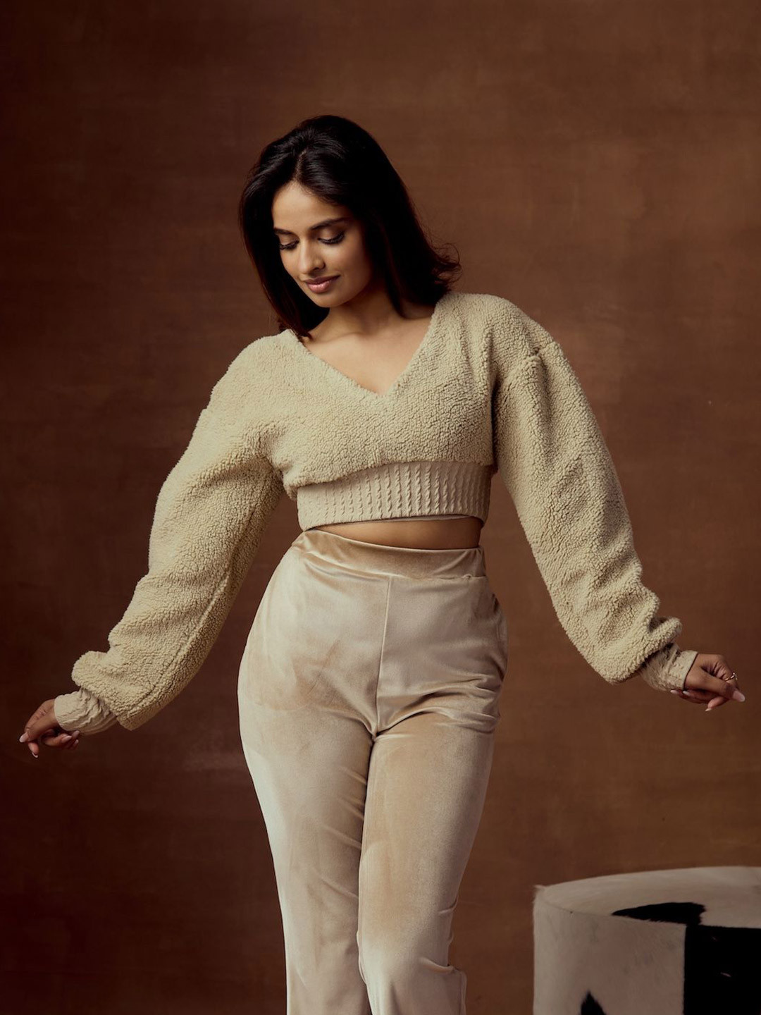 Lea Clothing Co. Women Bertha Beige Two-Way Cropped Sweatshirt