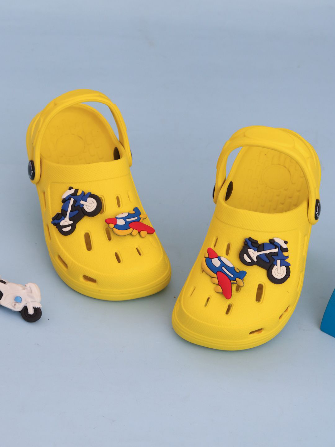 Yellow Bee Boys Airplane & Motorbike Printed Clogs Flip Flops