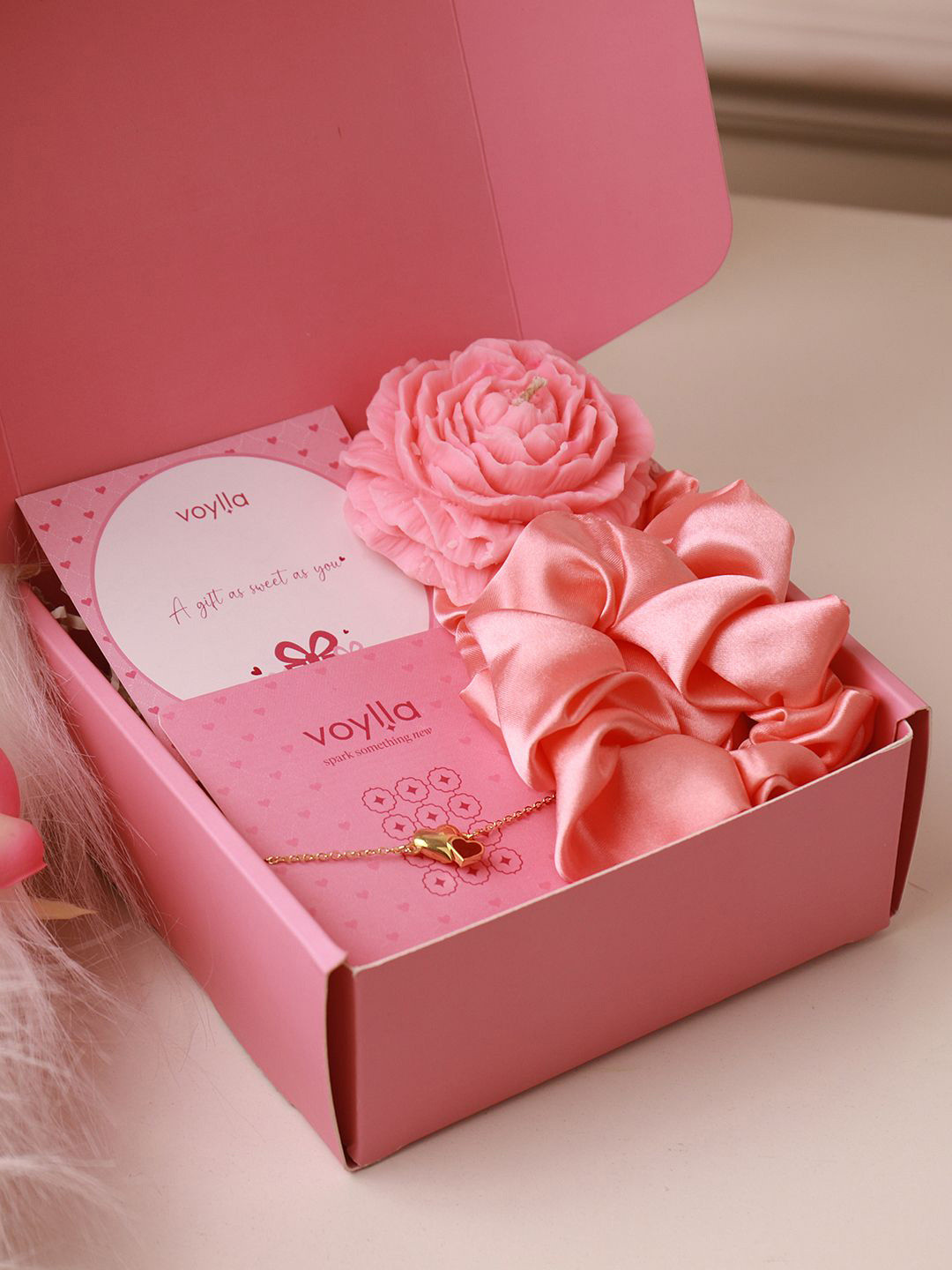Voylla Valentines Galentine Floral Goodies Hamper