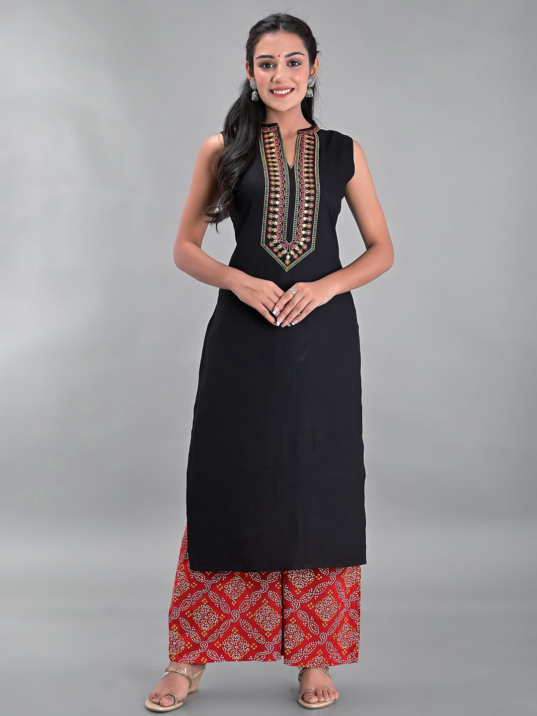 Clothy N Wave Floral Yoke-Design Mandarin Collar Thread Work Straight Kurta